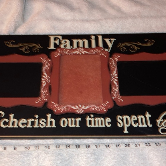 3 picture wall frame NWOT Family We Cherish Our time spent together - Picture 7 of 11